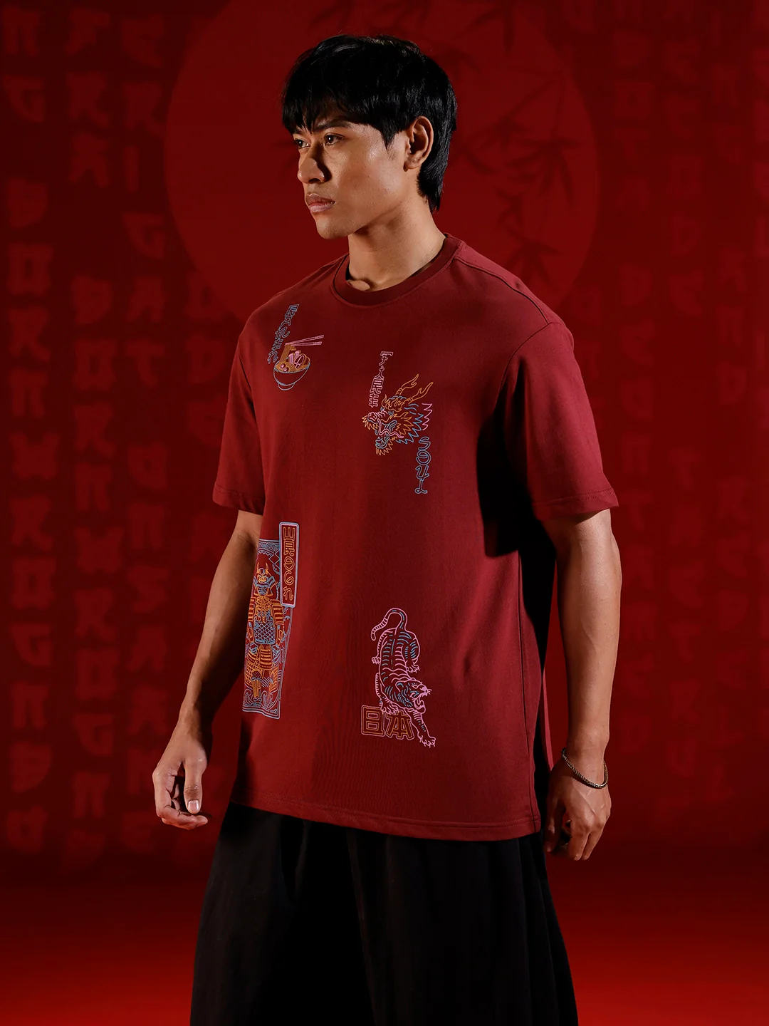 Oversize tshirt with warrior motif prints | Maroon - Image 5