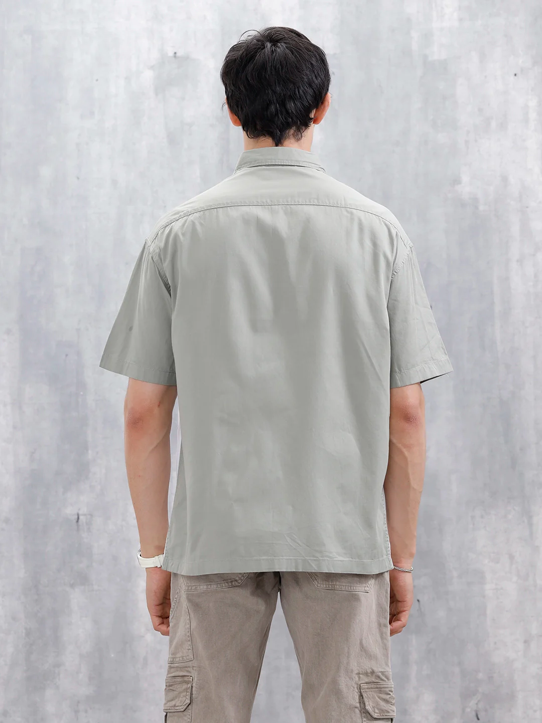 Oversized Fit Colourblock Shirt With Contrast Utility Pockets | White And Grey - Image 3