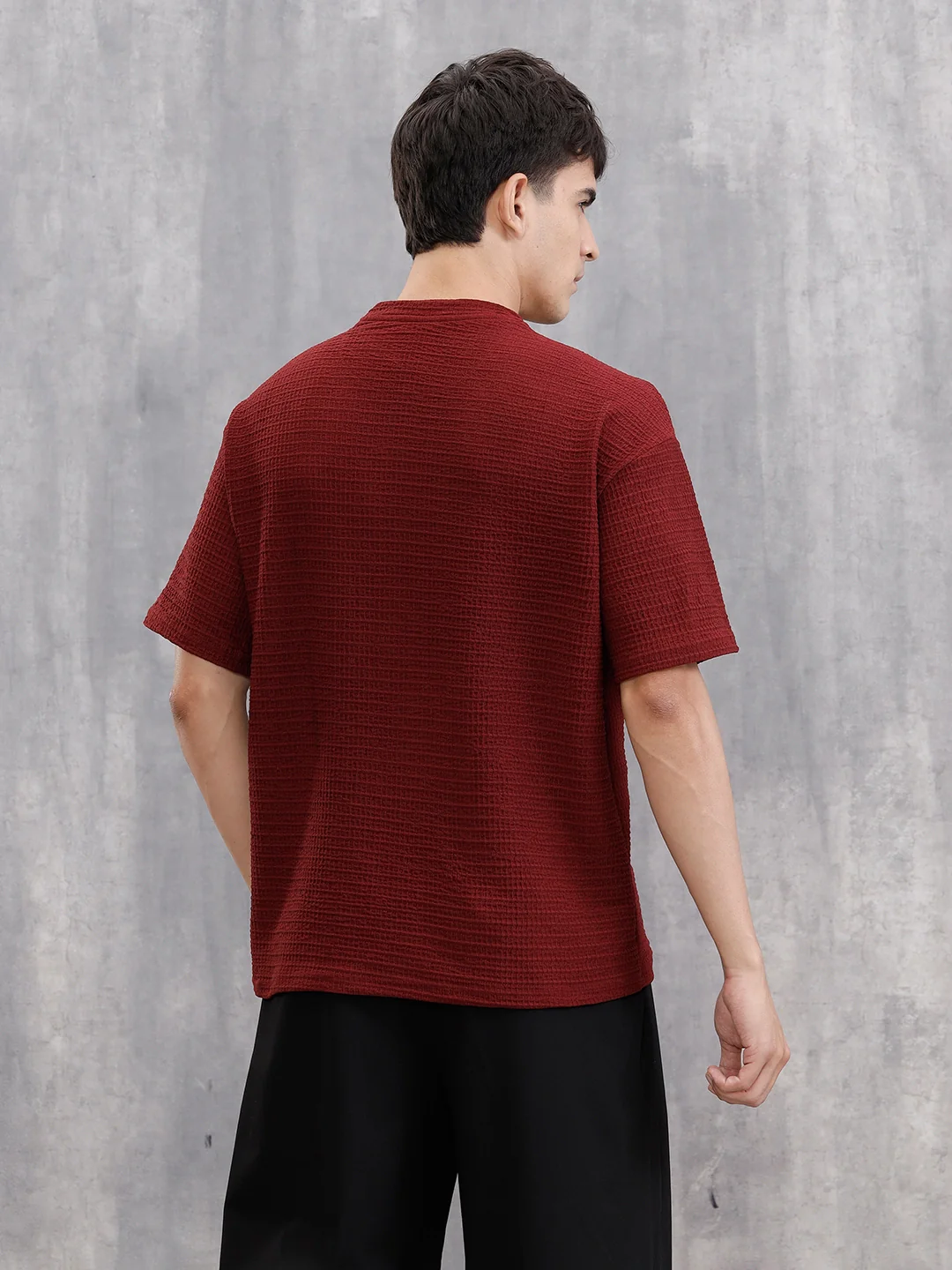 Oversized Jacquard Textured Crew Neck T-Shirt   | Maroon - Image 7