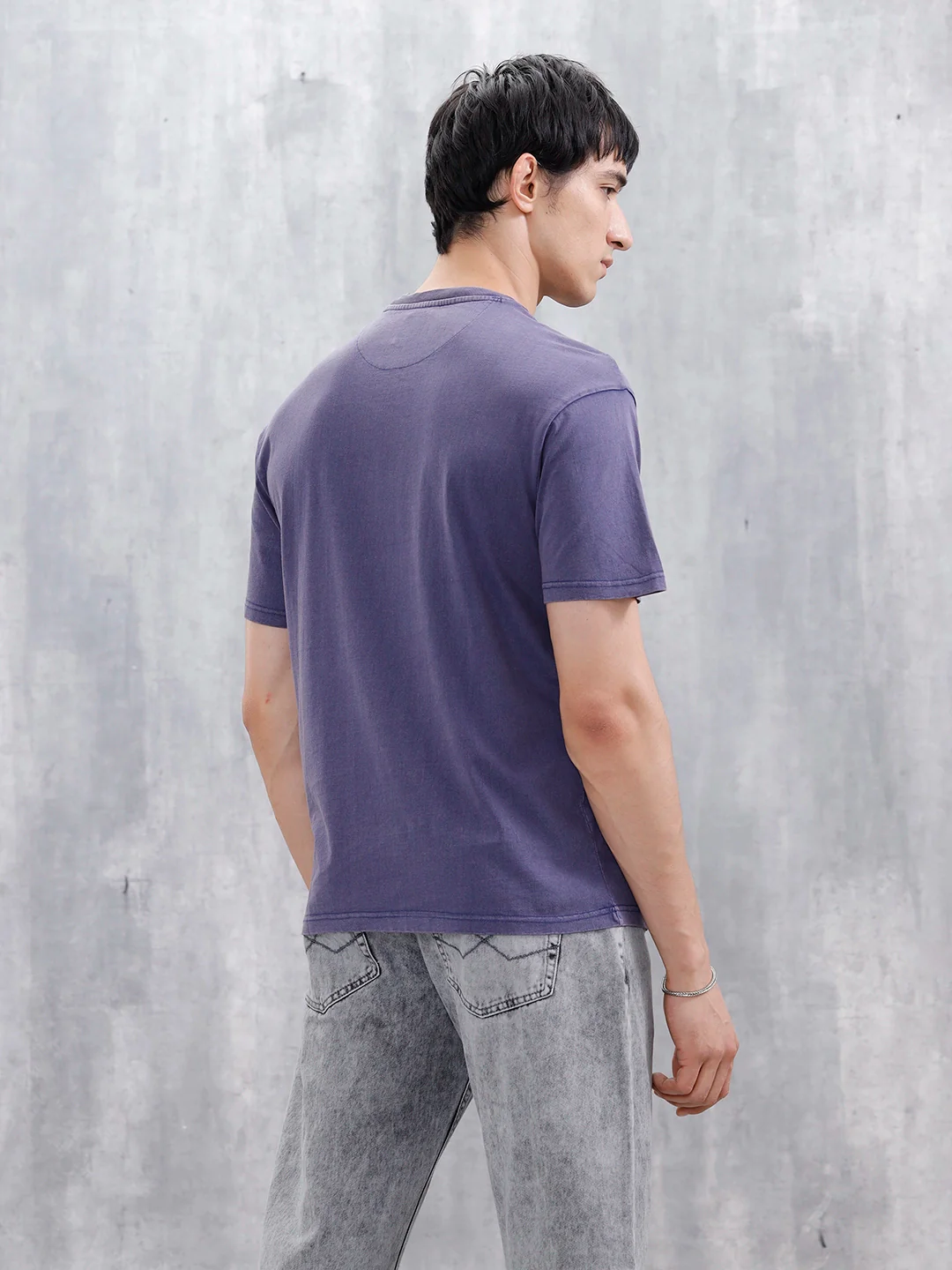 Oversized Washed Distressed Graphic T-Shirt  | Navy Blue - Image 3
