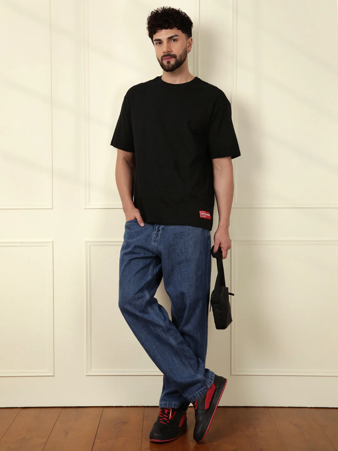 Play Netflix Oversized Black T-Shirt - Image 2
