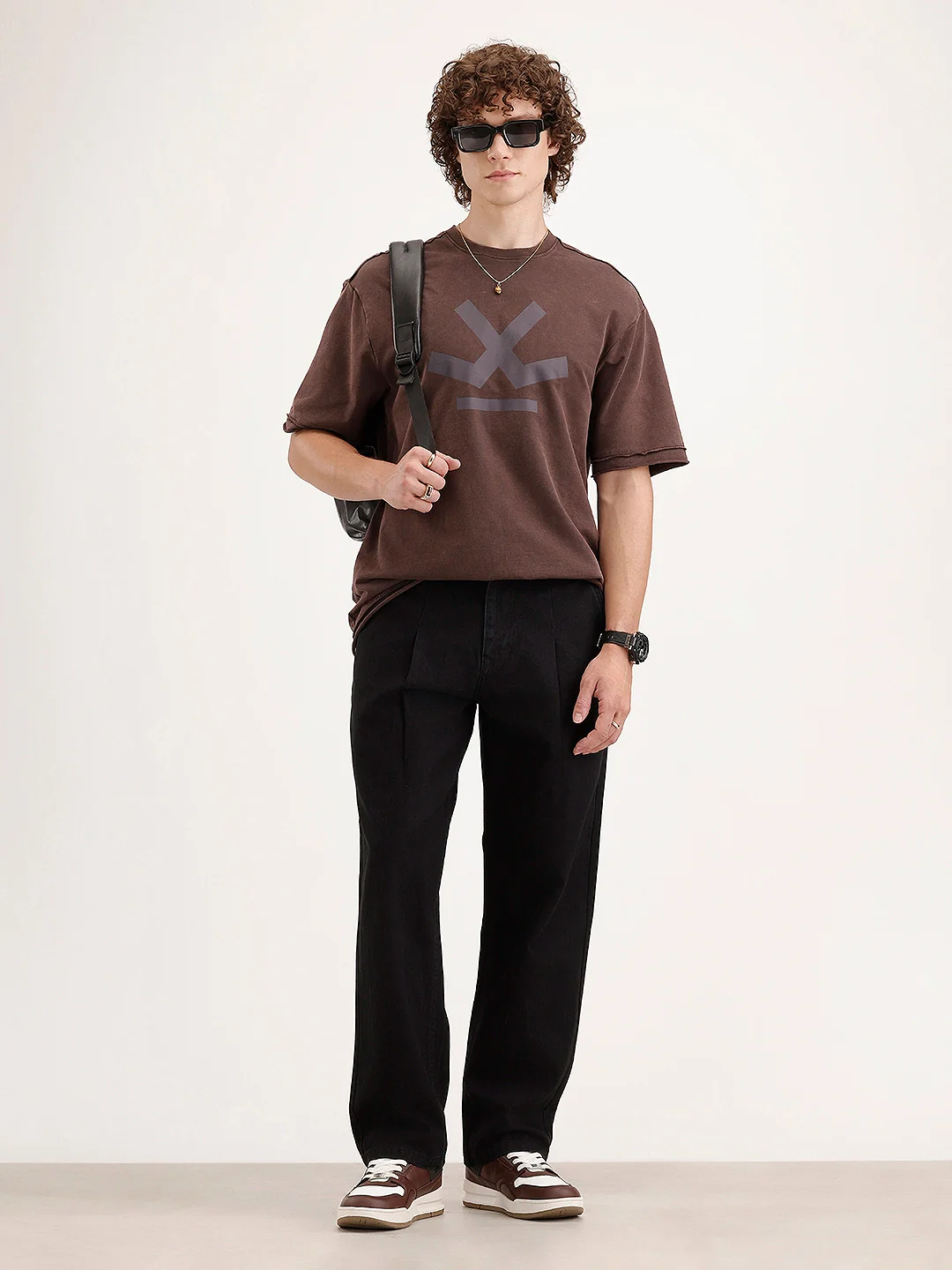 Pleated Loose Fit Denim Jeans | Black - Image 2