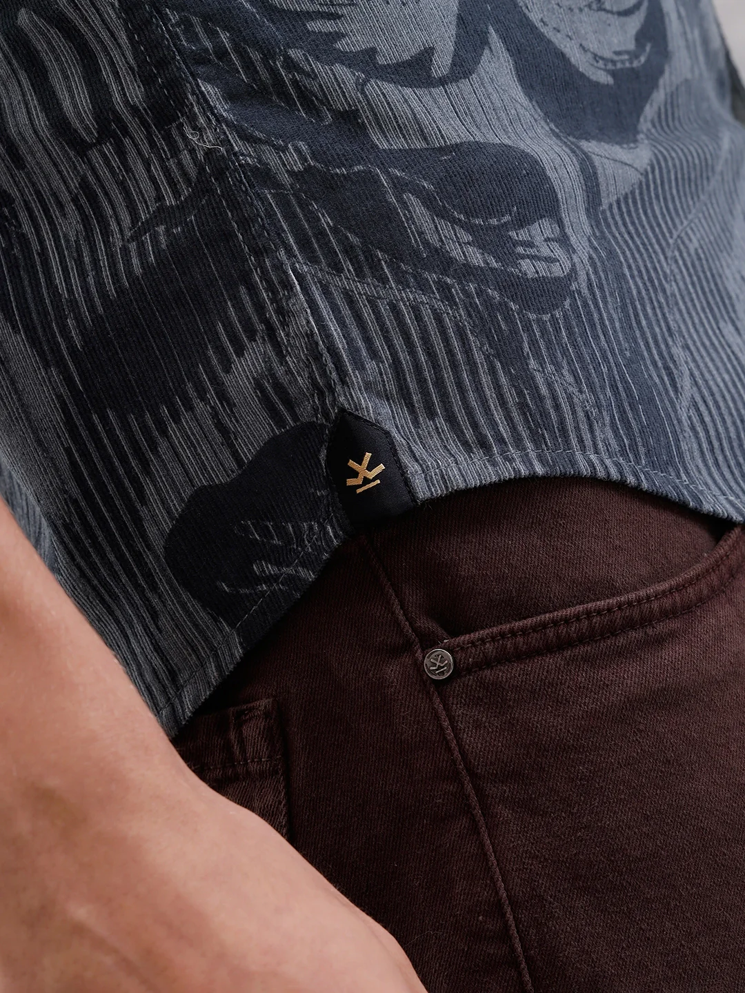 Printed Corduroy Slim Fit T-Shirt With Plush Handfeel | Black - Image 5