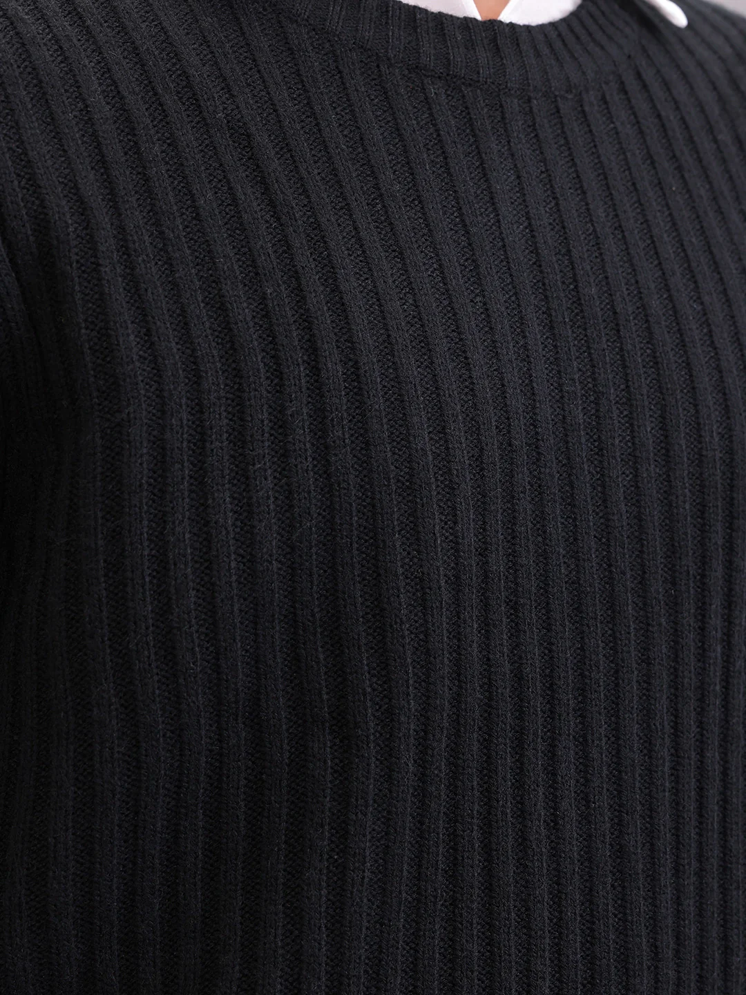 Round Neck Comfort Fit Pullover | Black - Image 5