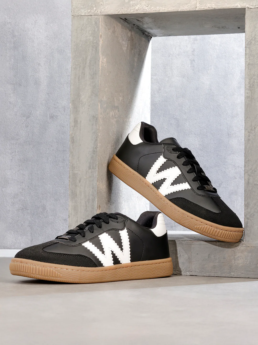 Sneakers | Sazerac Darkroot - Image 4