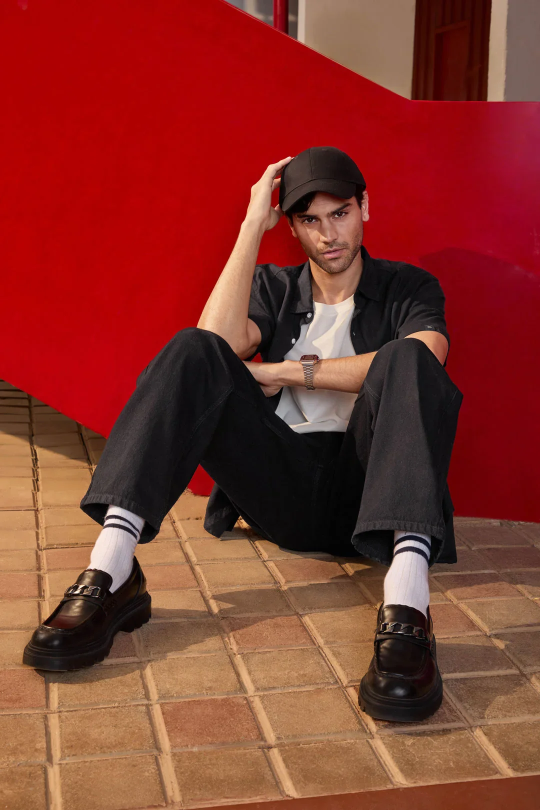Solid Loose Fit Jeans | Black - Image 2