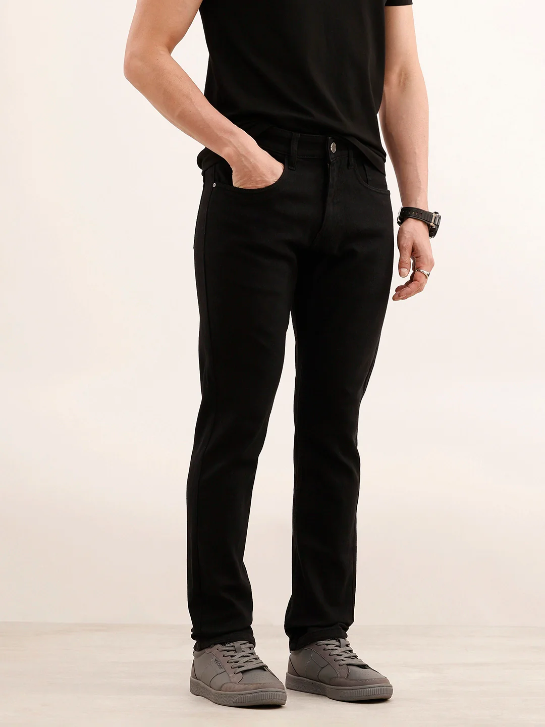 Solid Slim Fit Denim Jeans | Black - Image 4