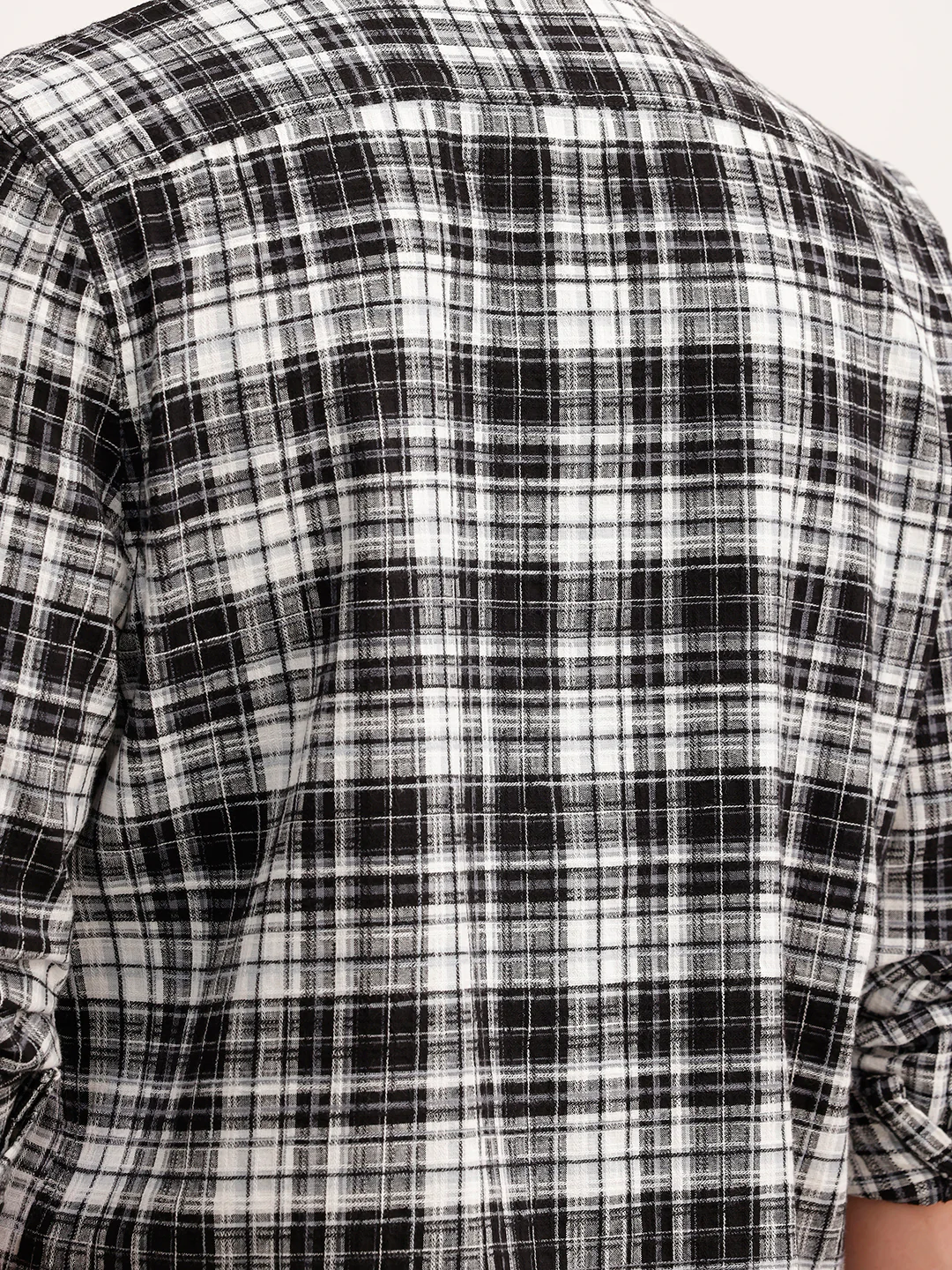 Slim Fit Textured Shirt  | Black - Image 5