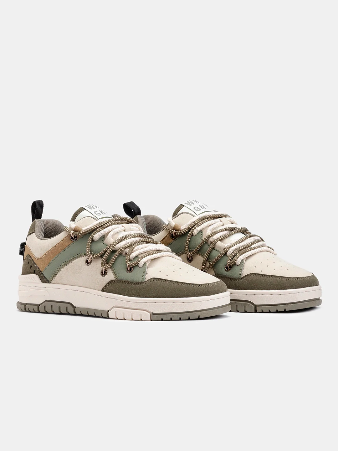 Sneakers | Greyhound terrain - Image 3