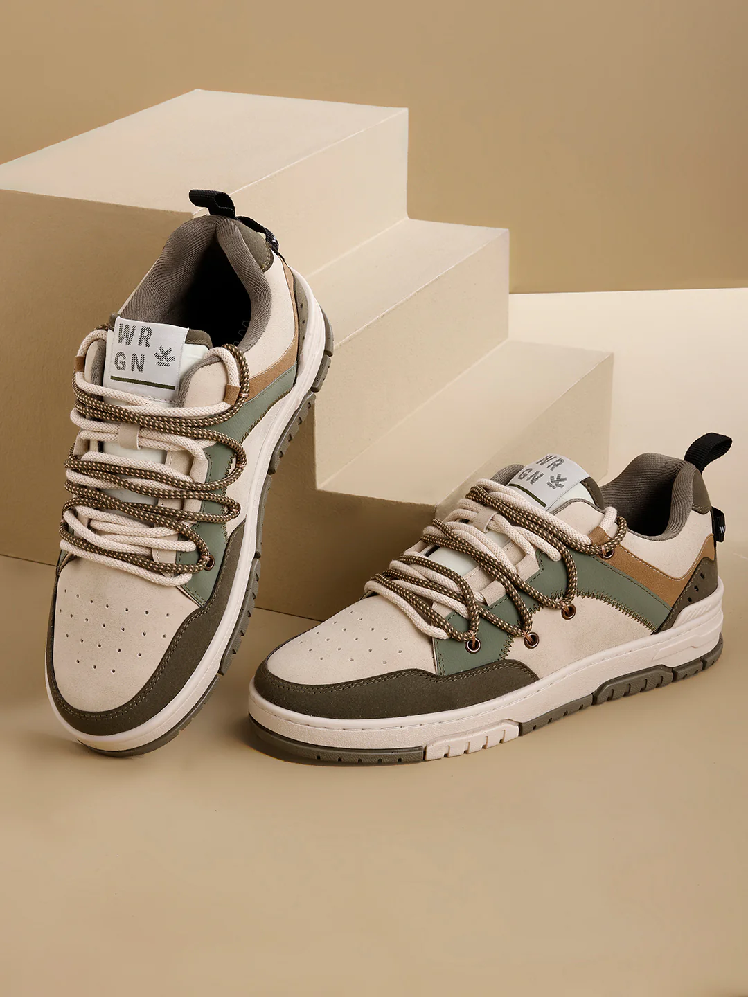 Sneakers | Greyhound terrain - Image 6