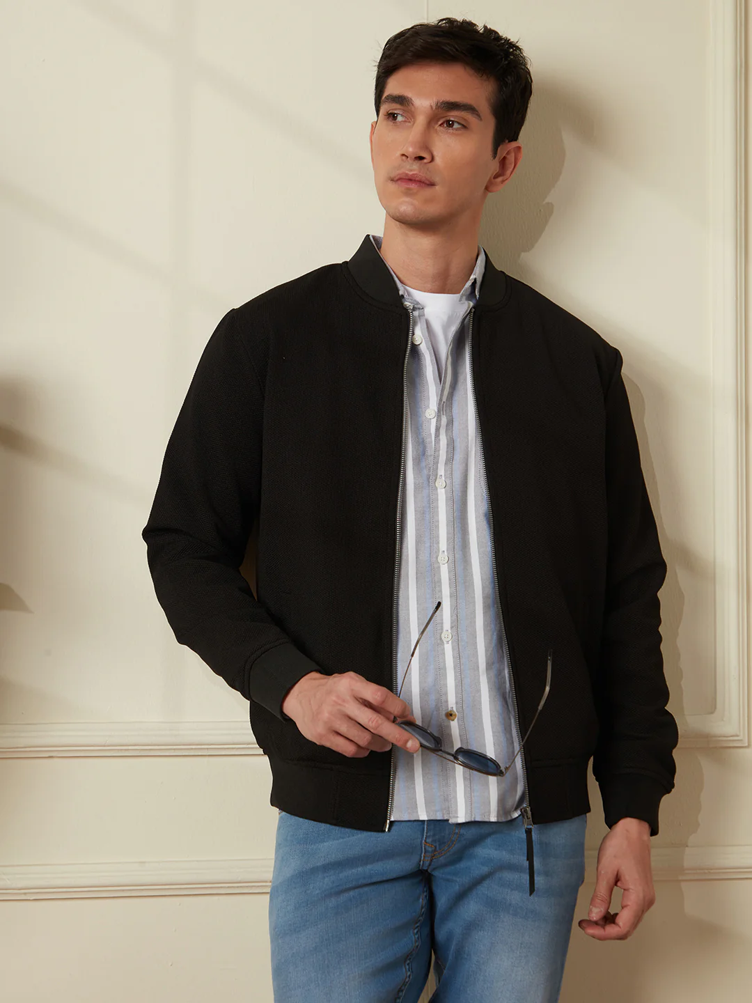 Solid Casual Black Bomber Jacket - Image 3