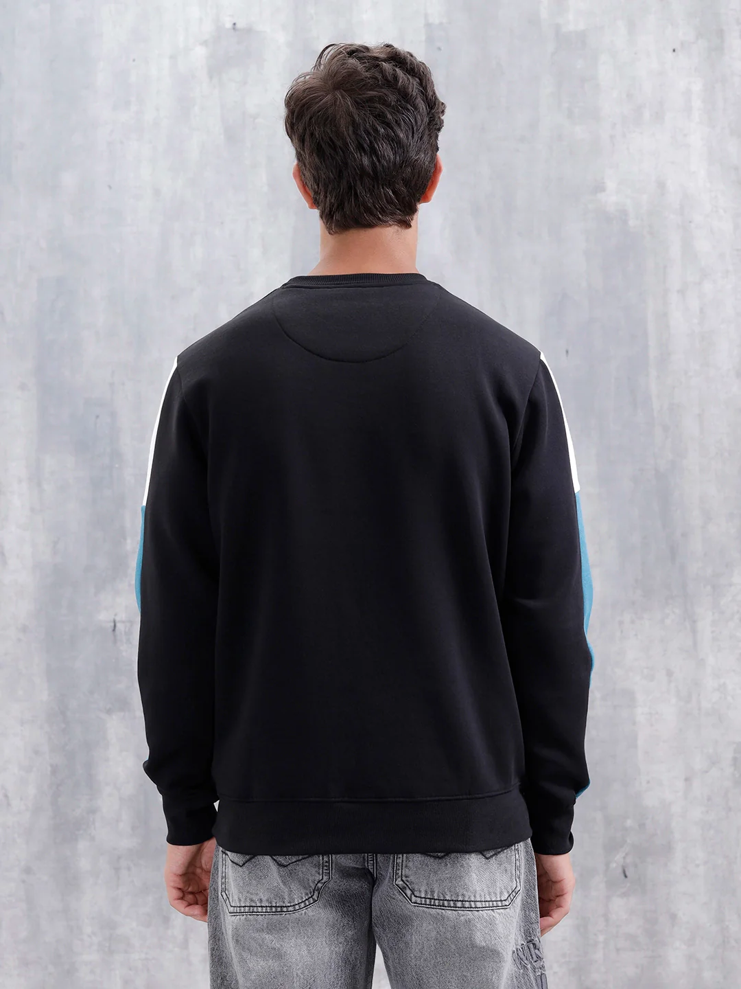 Solid Casual Slim Fit Sweatshirt | Black - Image 3