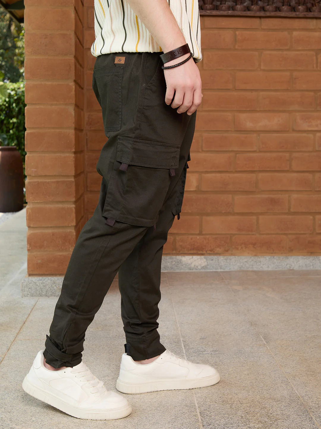 Solid Loose Fit Cargo Jogger | Olive - Image 4