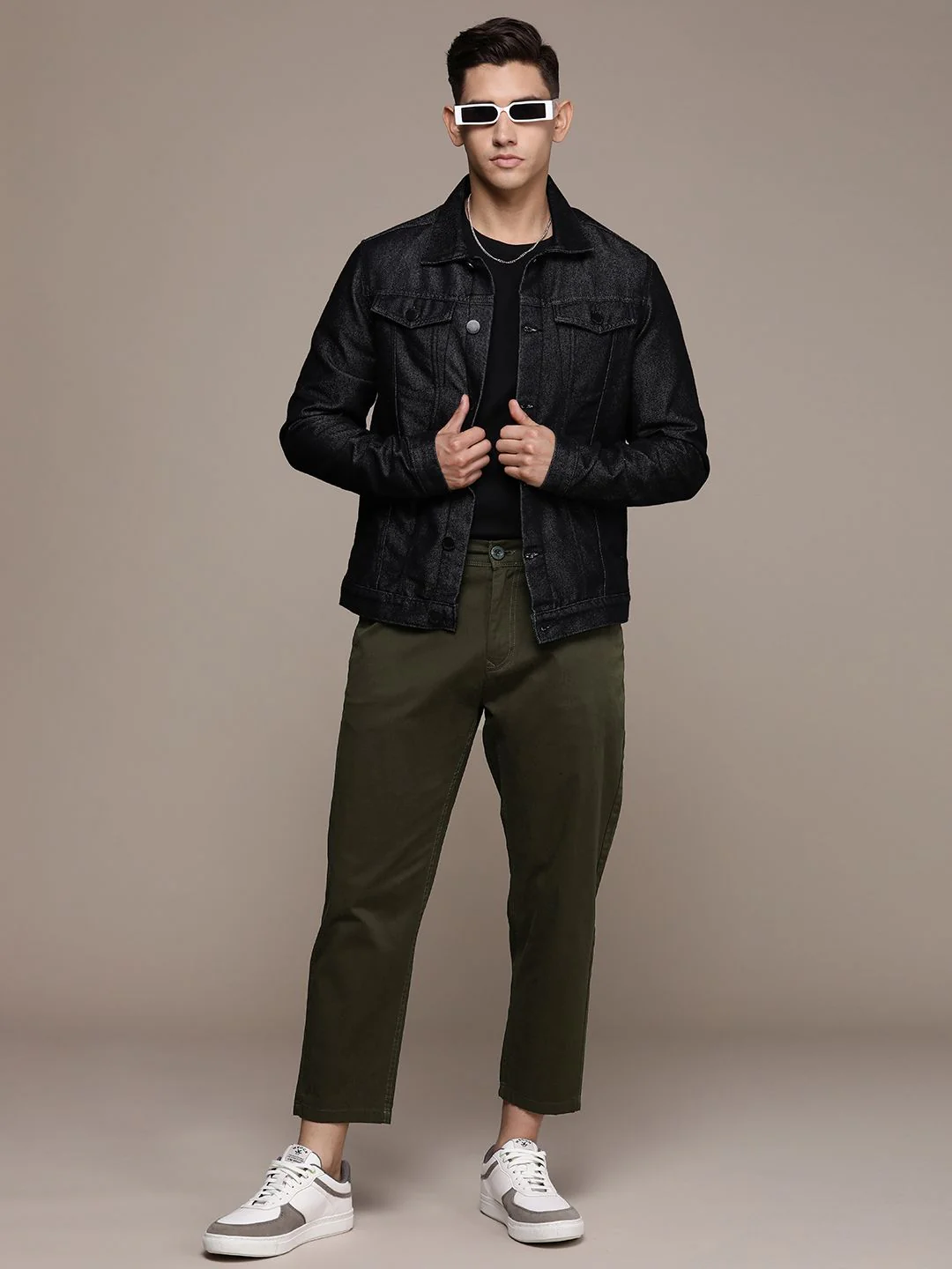 Solid Olive Woven Chinos Trousers - Image 4