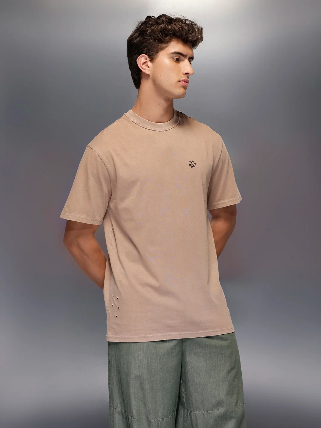 Solid Oversized T-Shirt   |  Beige - Image 4