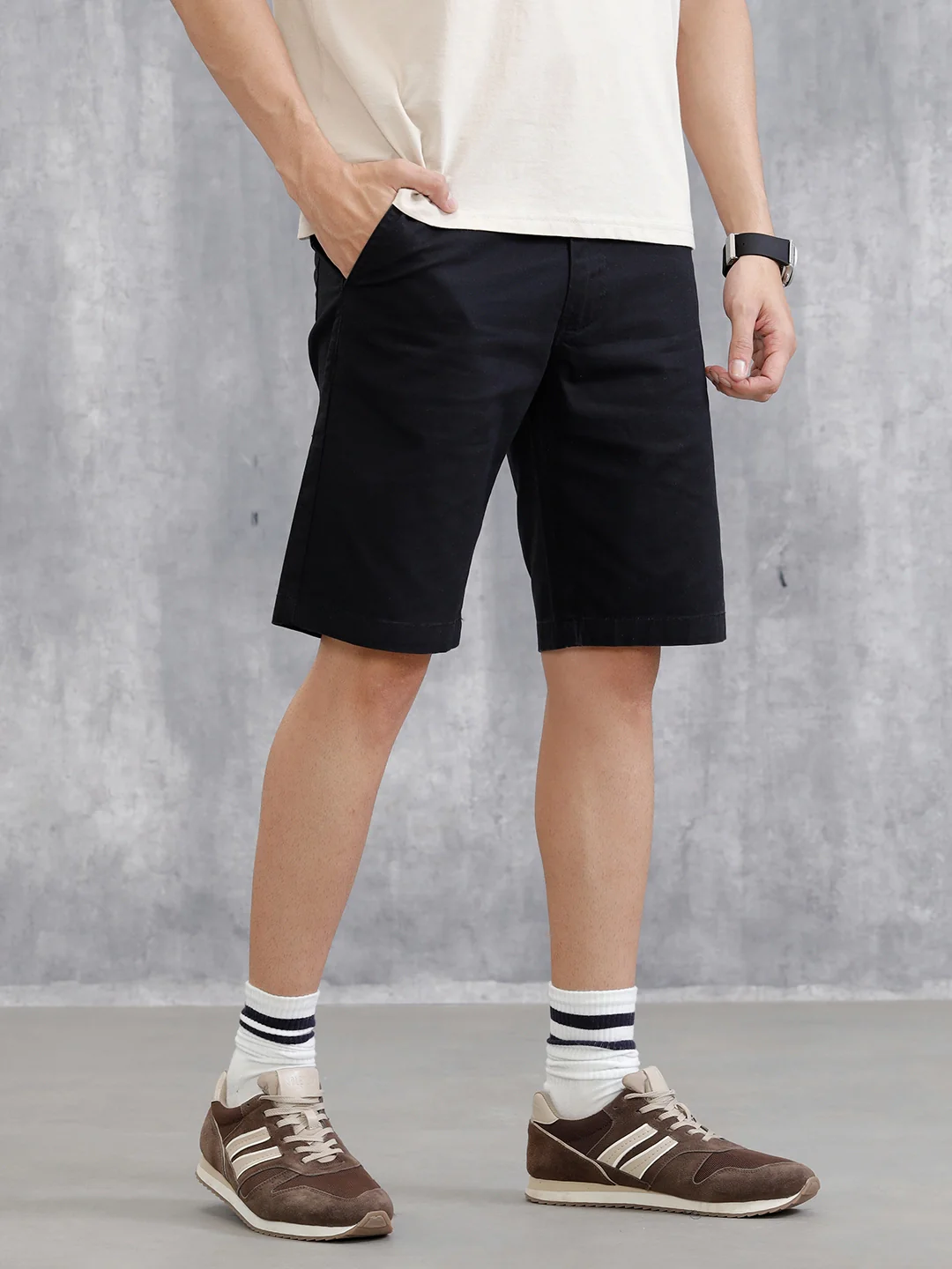 Solid Regular Fit Shorts | Black - Image 4