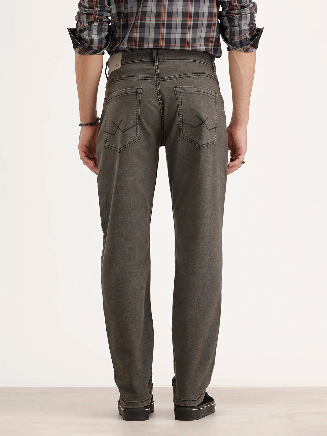 Solid Relaxed Fit Denim Jeans | Dark Grey - Image 3