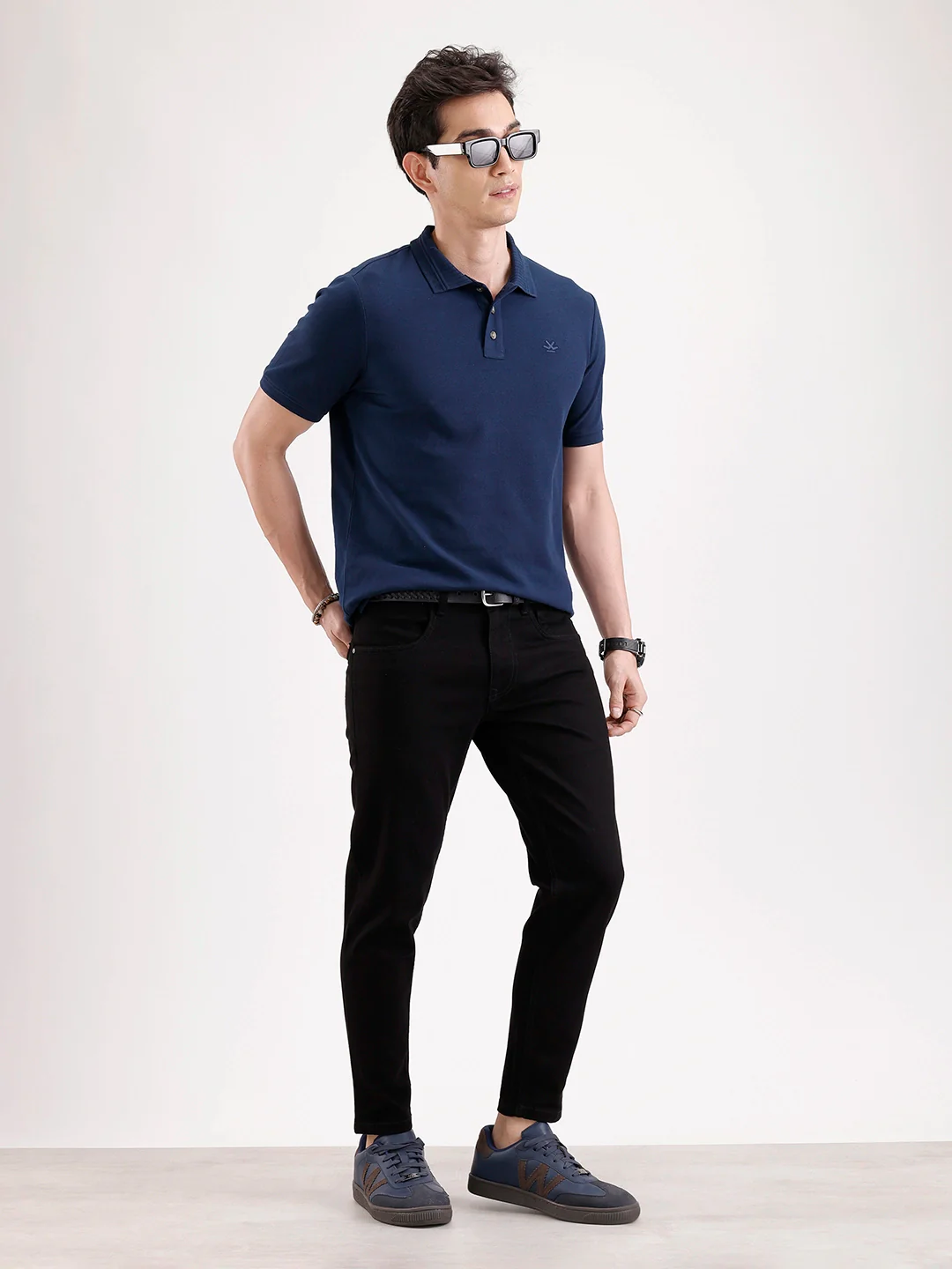 Solid Slim Fit Denim Jeans  | Black - Image 2