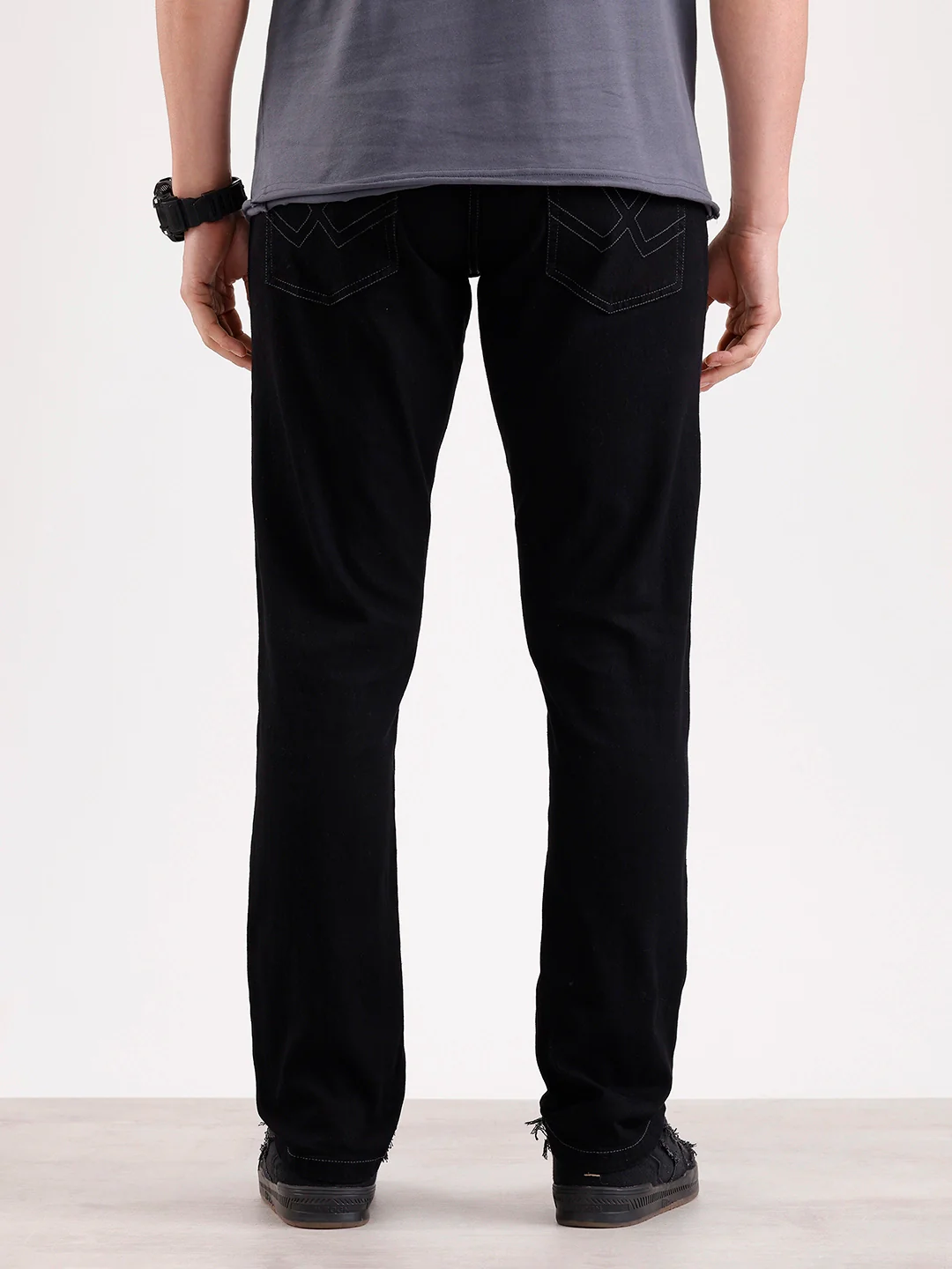 Solid Slim Fit Denim Jeans  | Black - Image 3