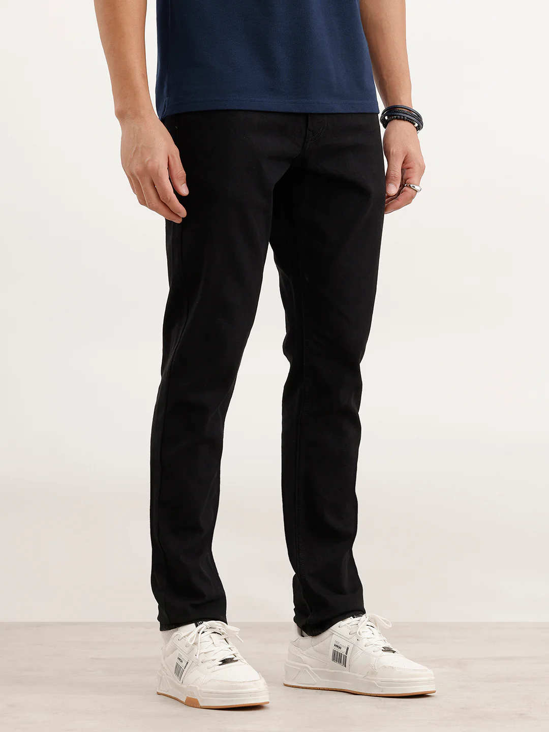 Solid Slim Fit Denim Jeans  | Black - Image 4
