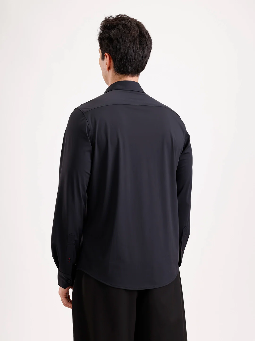 Solid Slim Fit Full Sleeve Shirt  | Black - Image 3