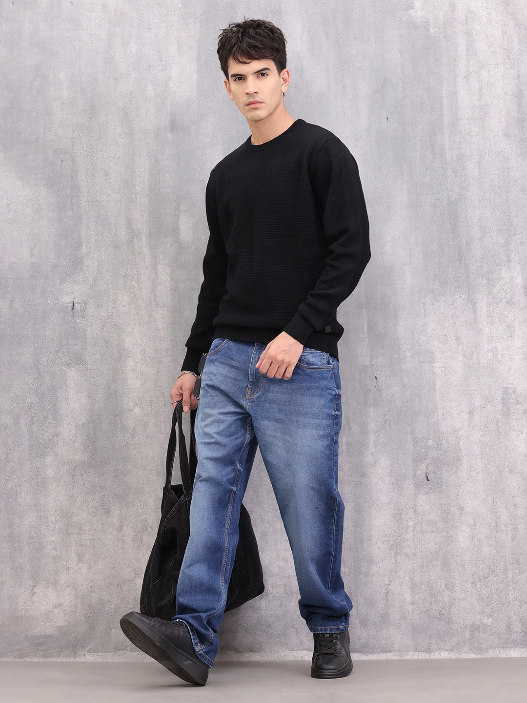 Solid Textured Pull Over | Black - Image 2