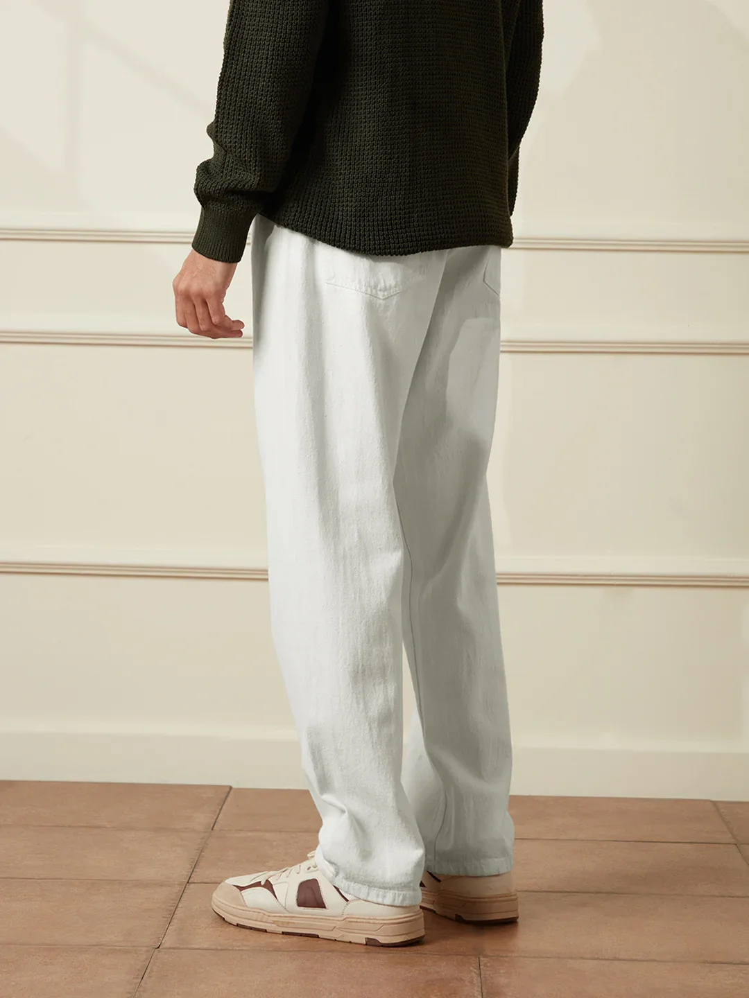 Solid Anti Fit Jeans | White - Image 3