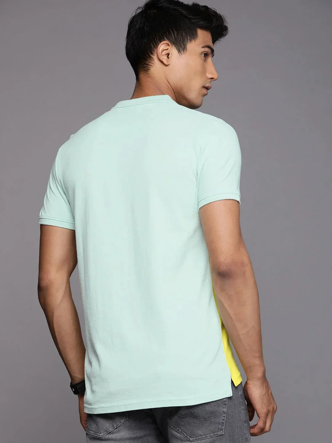 Stay Wrogn Colourblocked Polo Collar T-Shirt - Image 5