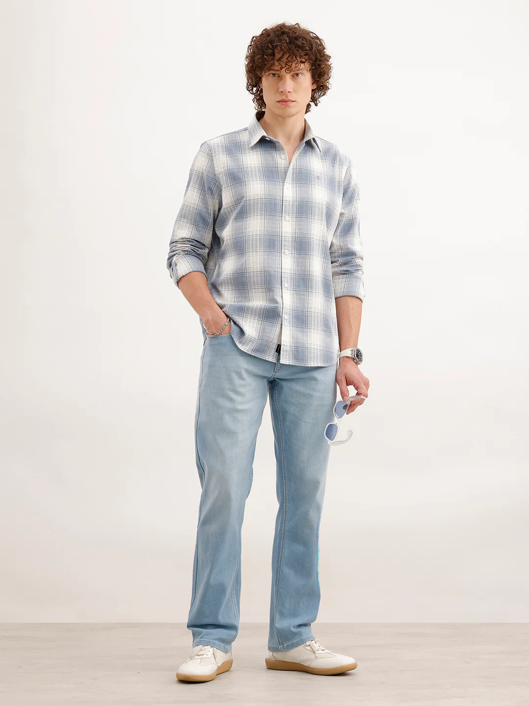 Straight Fit Faded Denim Jeans  | Light Blue - Image 2