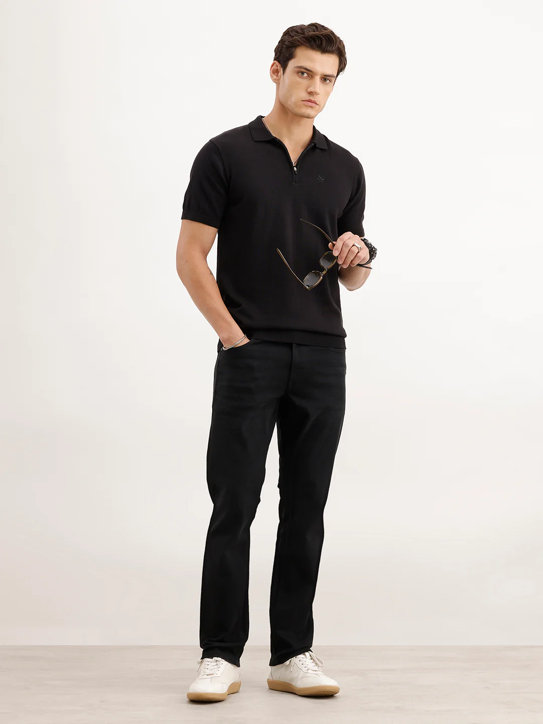 Straight Fit Solid Denim Jeans  | Black - Image 2