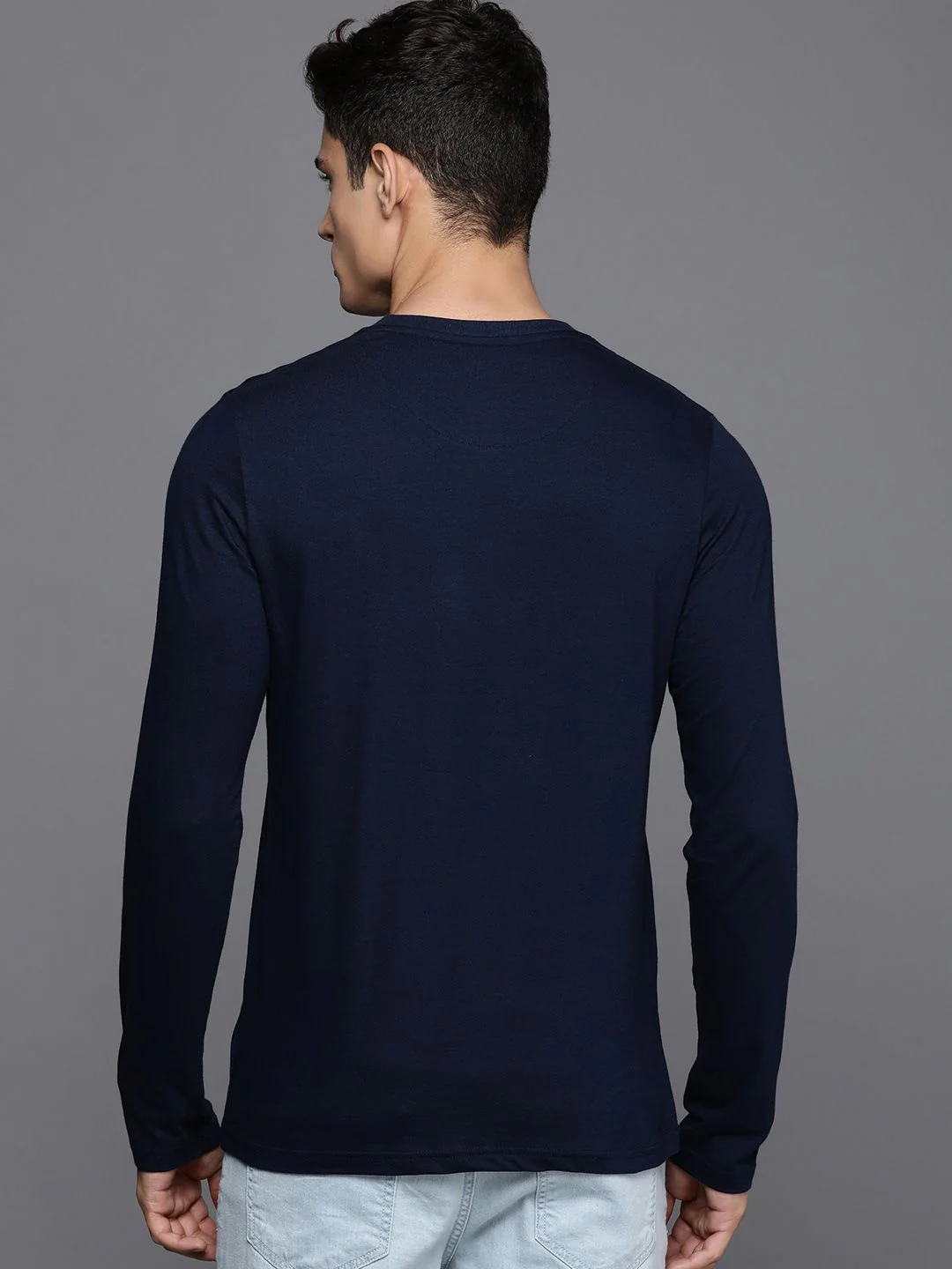 Striking Navy Blue Round Neck T-Shirt - Image 5