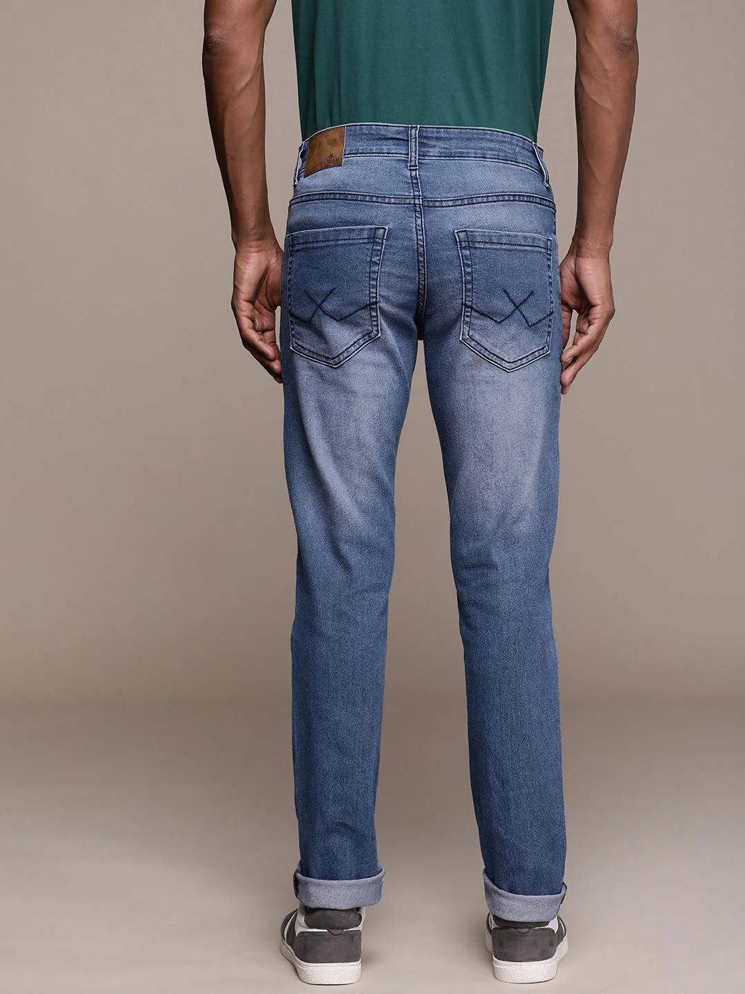 Striking Slim Fit Mid-Rise Light Fade  Jeans - Image 3