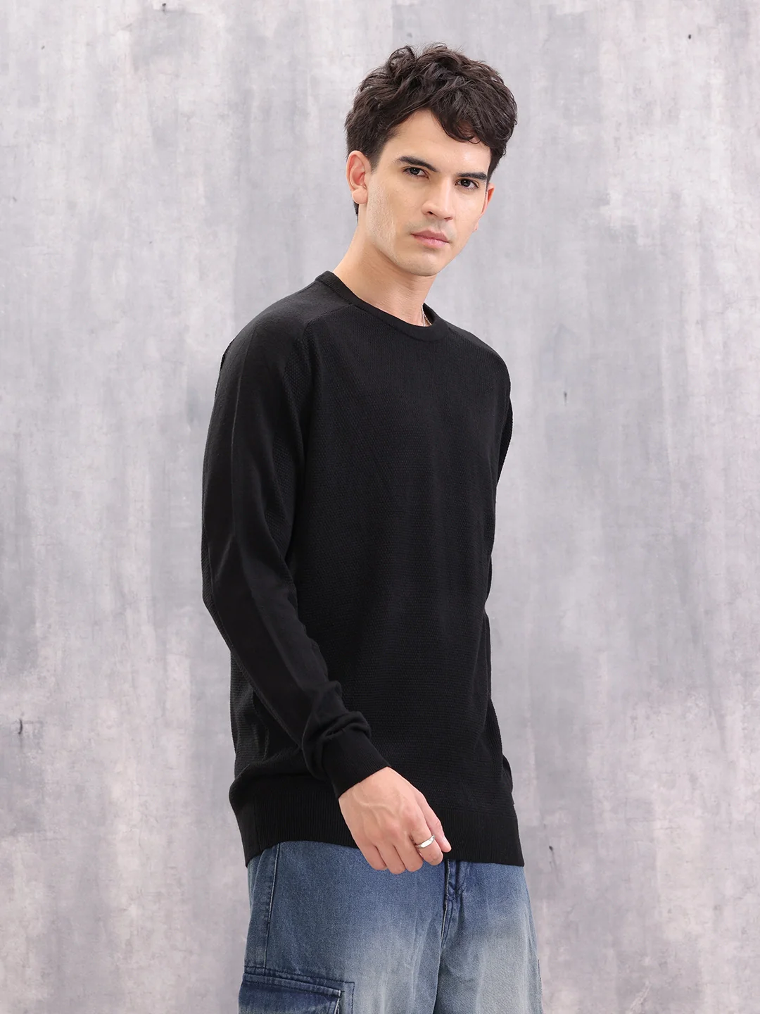 Structured Crew Neck Pullover | Black - Image 4