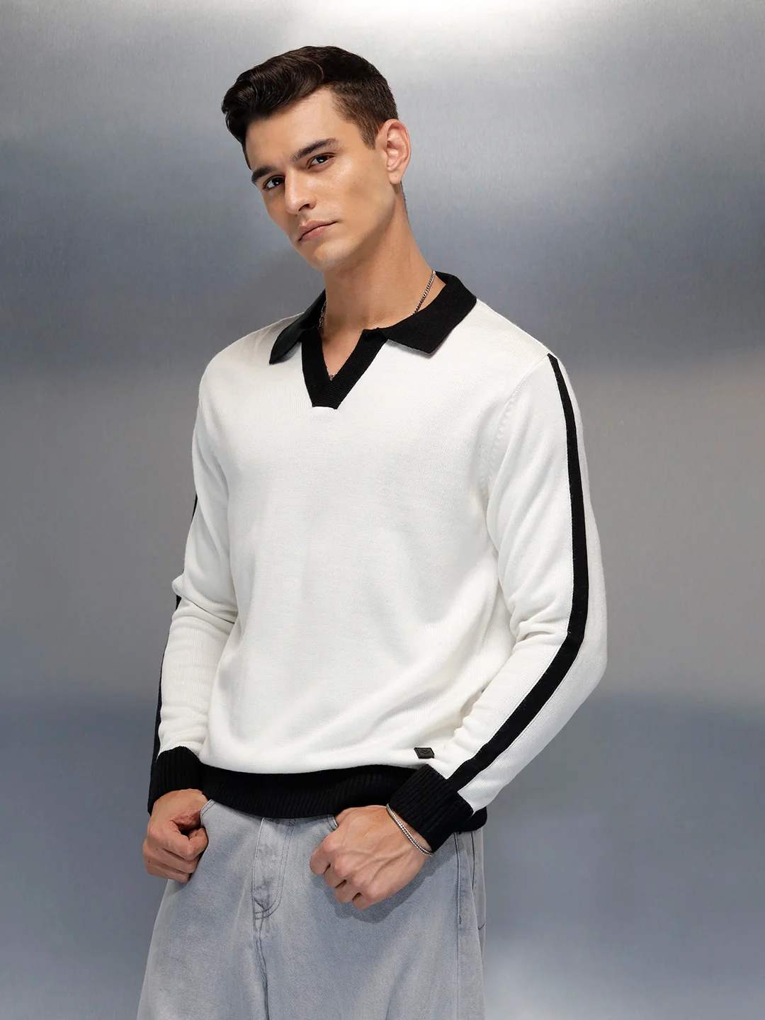 Textured Knit Sweater with Contrast Trim | White - Image 4