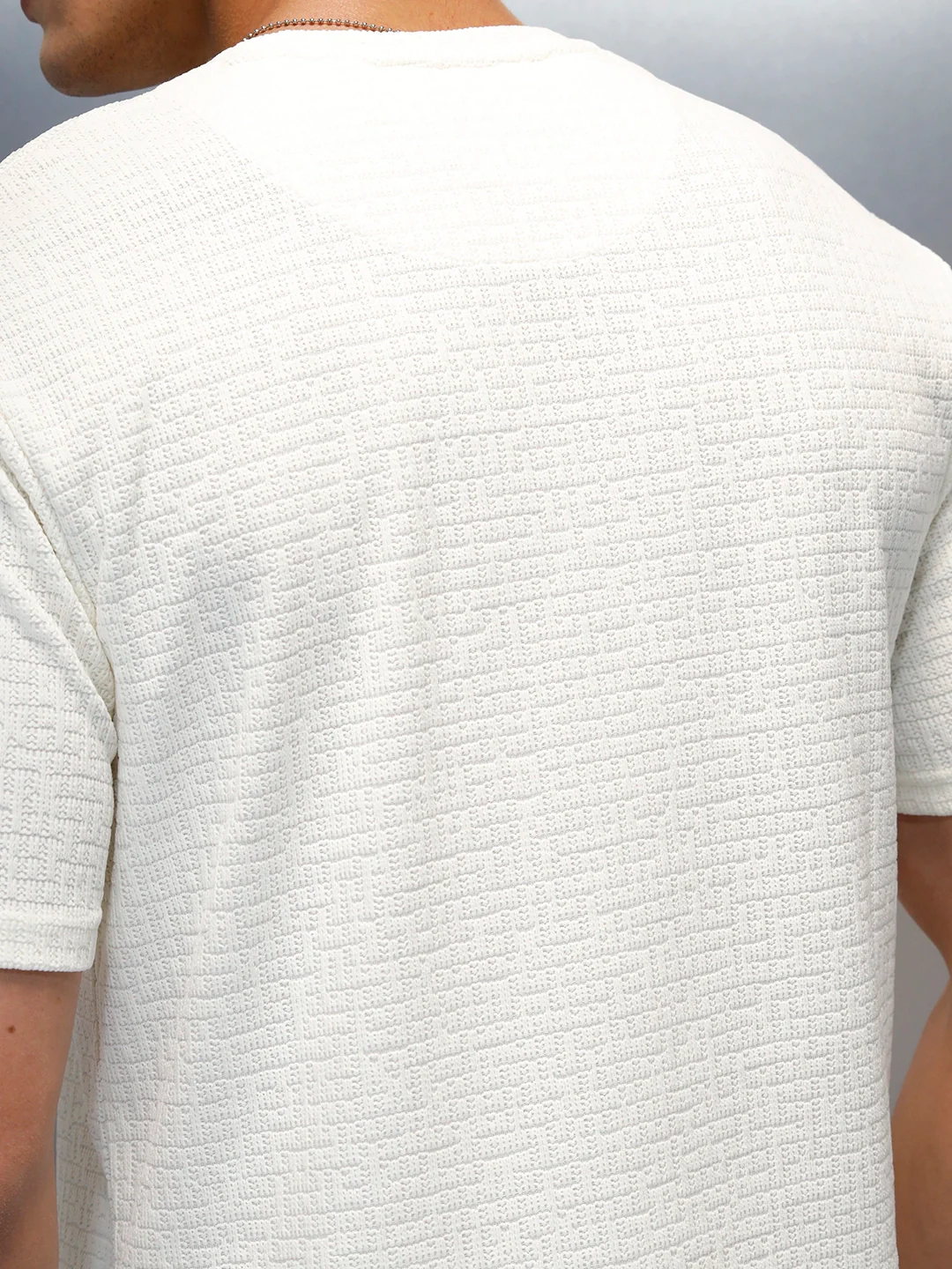 Textured Men's Casual Regular Fit T-Shirt | White - Image 5