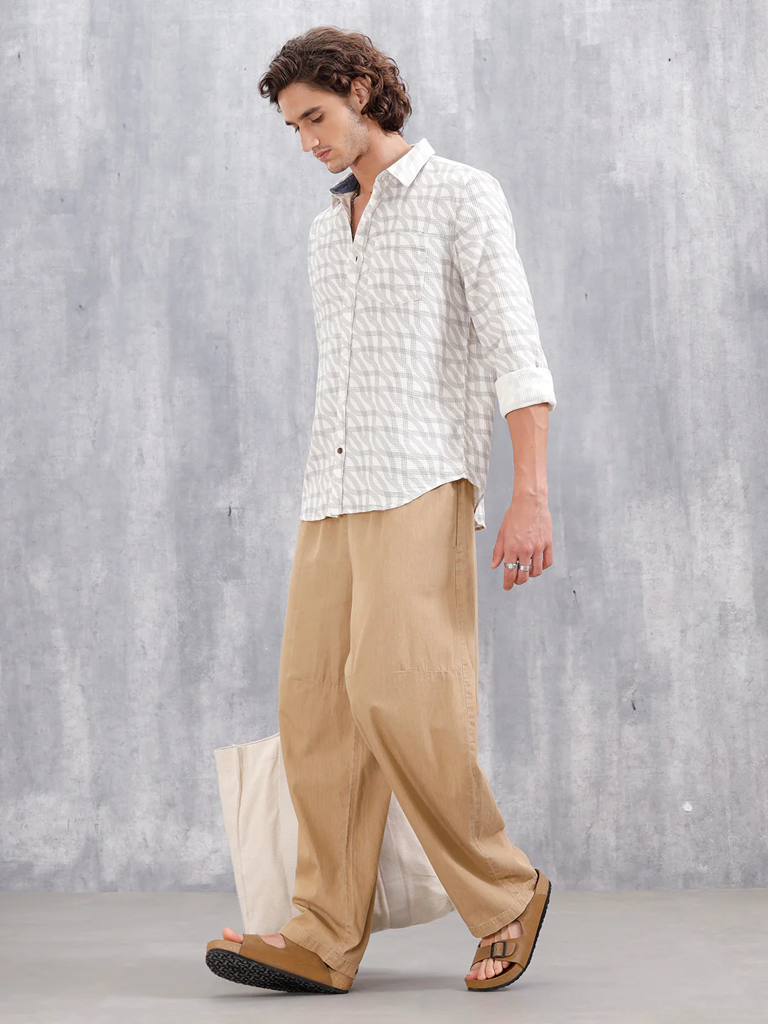 Textured Printed Slim Fit Shirt | Off White - Image 2