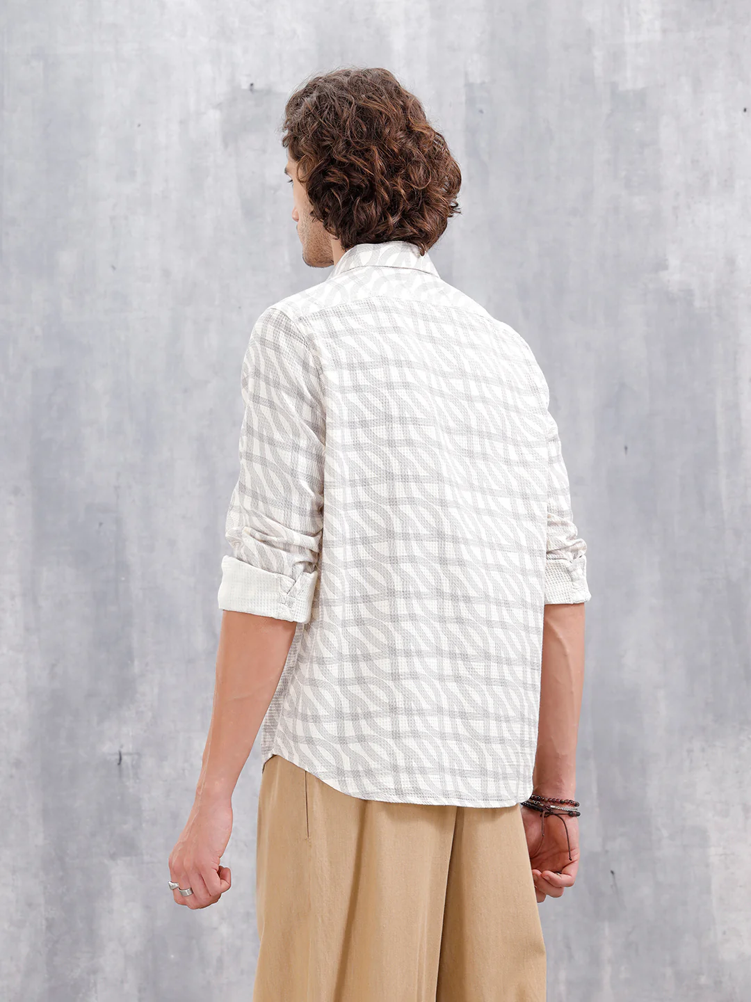 Textured Printed Slim Fit Shirt | Off White - Image 3