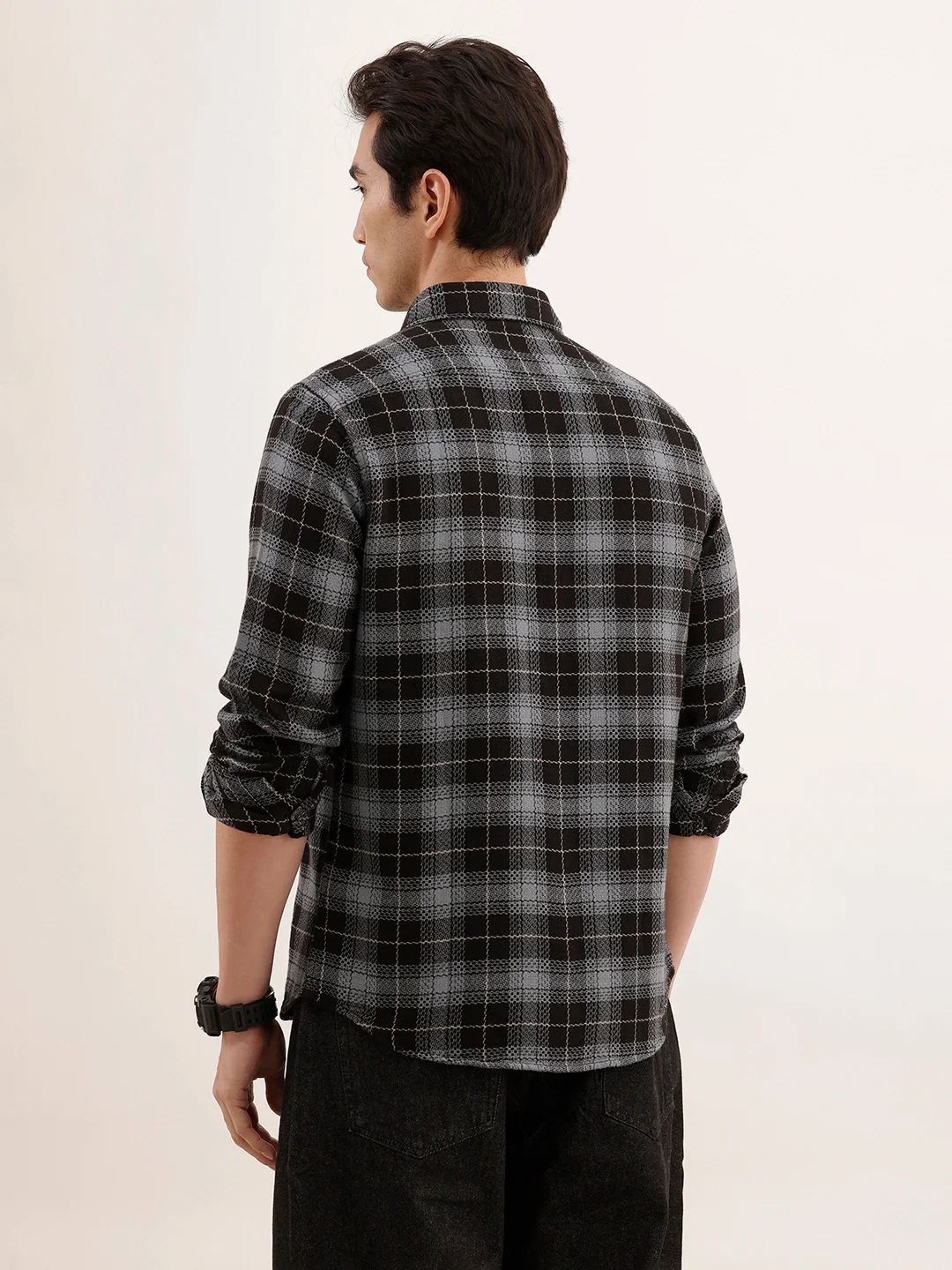 Textured Regular Fit Double Pocket Shirt | Black - Image 3