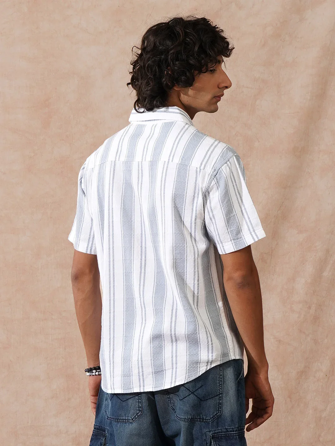 Textured Stripes Comfort Fit Shirt | Grey - Image 4