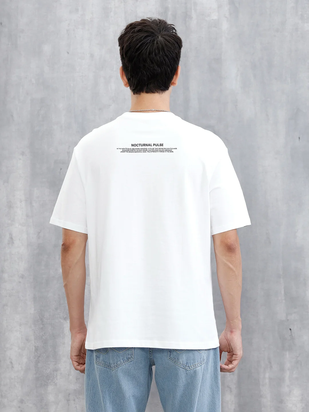 Thread Detailed Oversized T-Shirt | White - Image 3