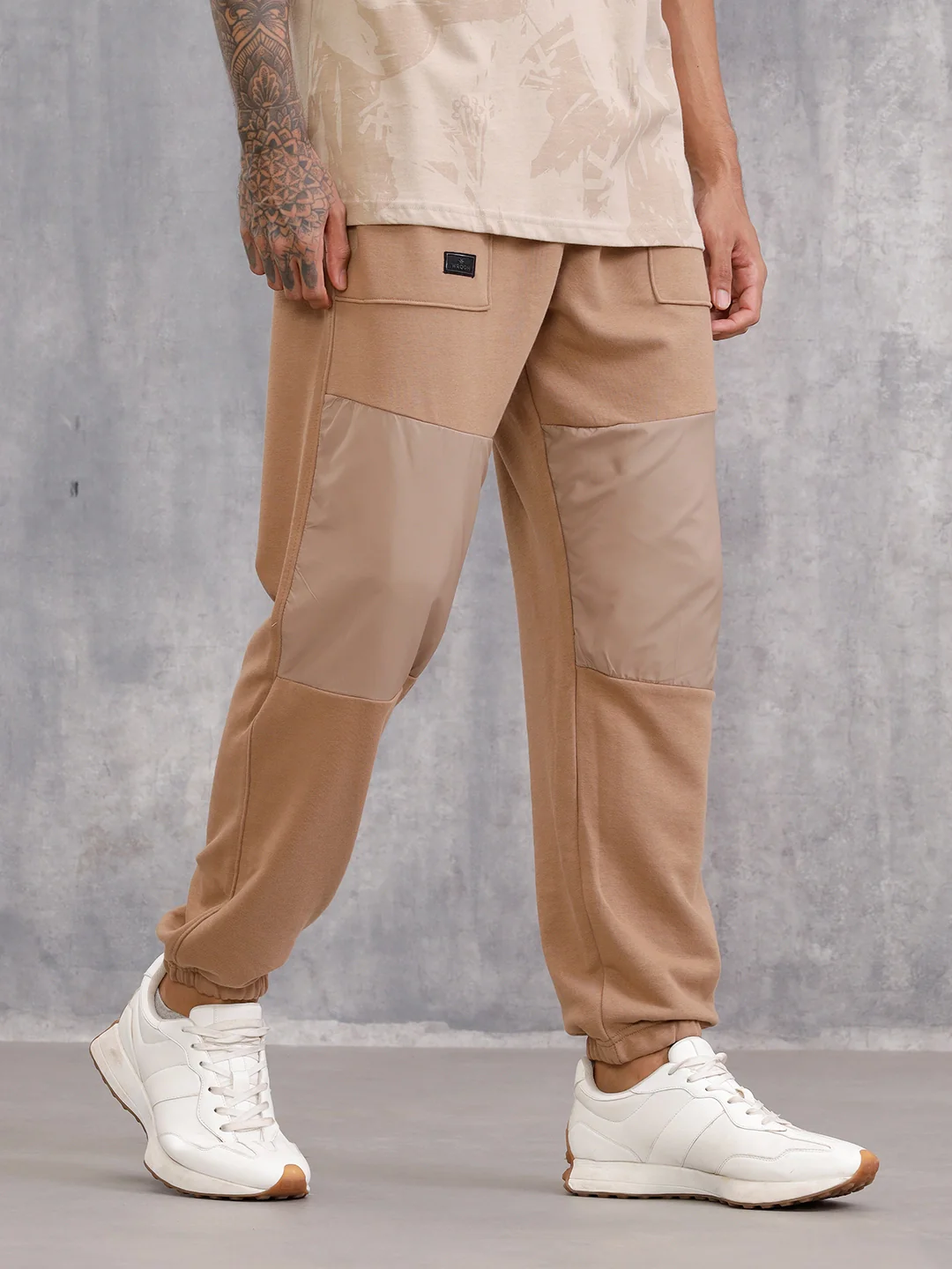 Tonal Colourblock Comfort Fit Jogger | Brown - Image 4