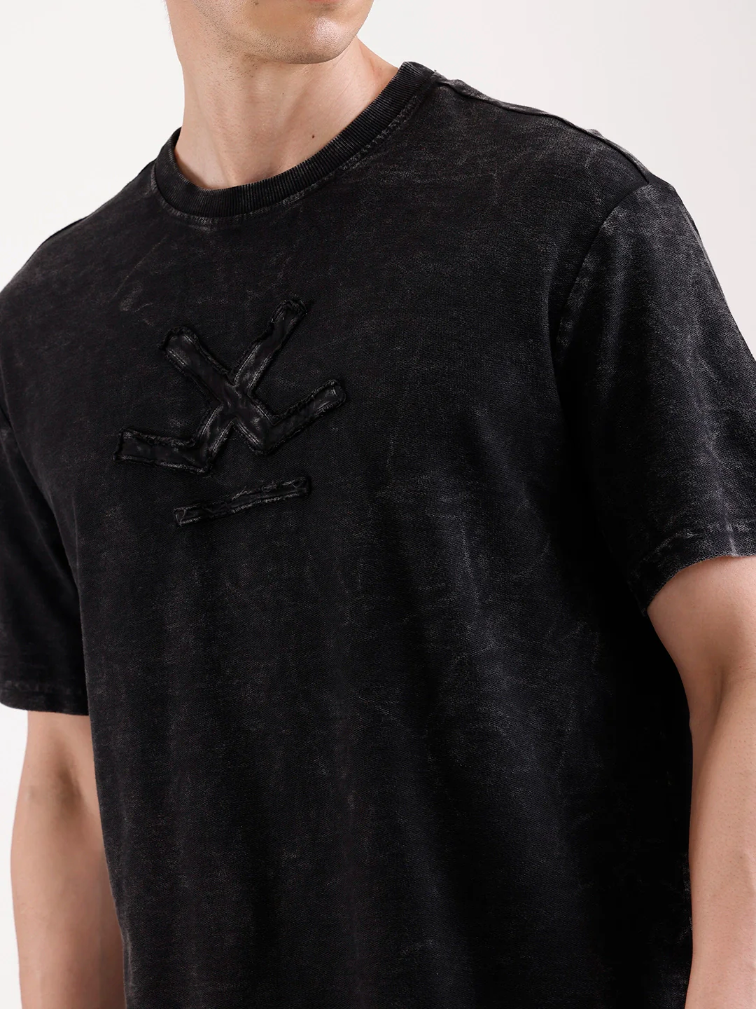 Washed Embroidery Patch T-Shirt   |  Black - Image 5