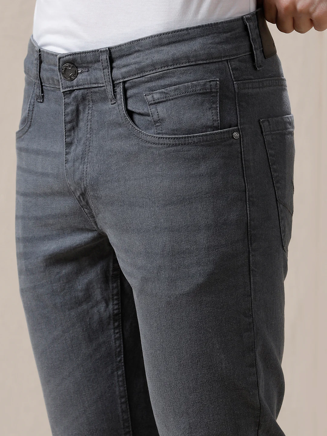Washed Urban Classic Jeans - Image 5