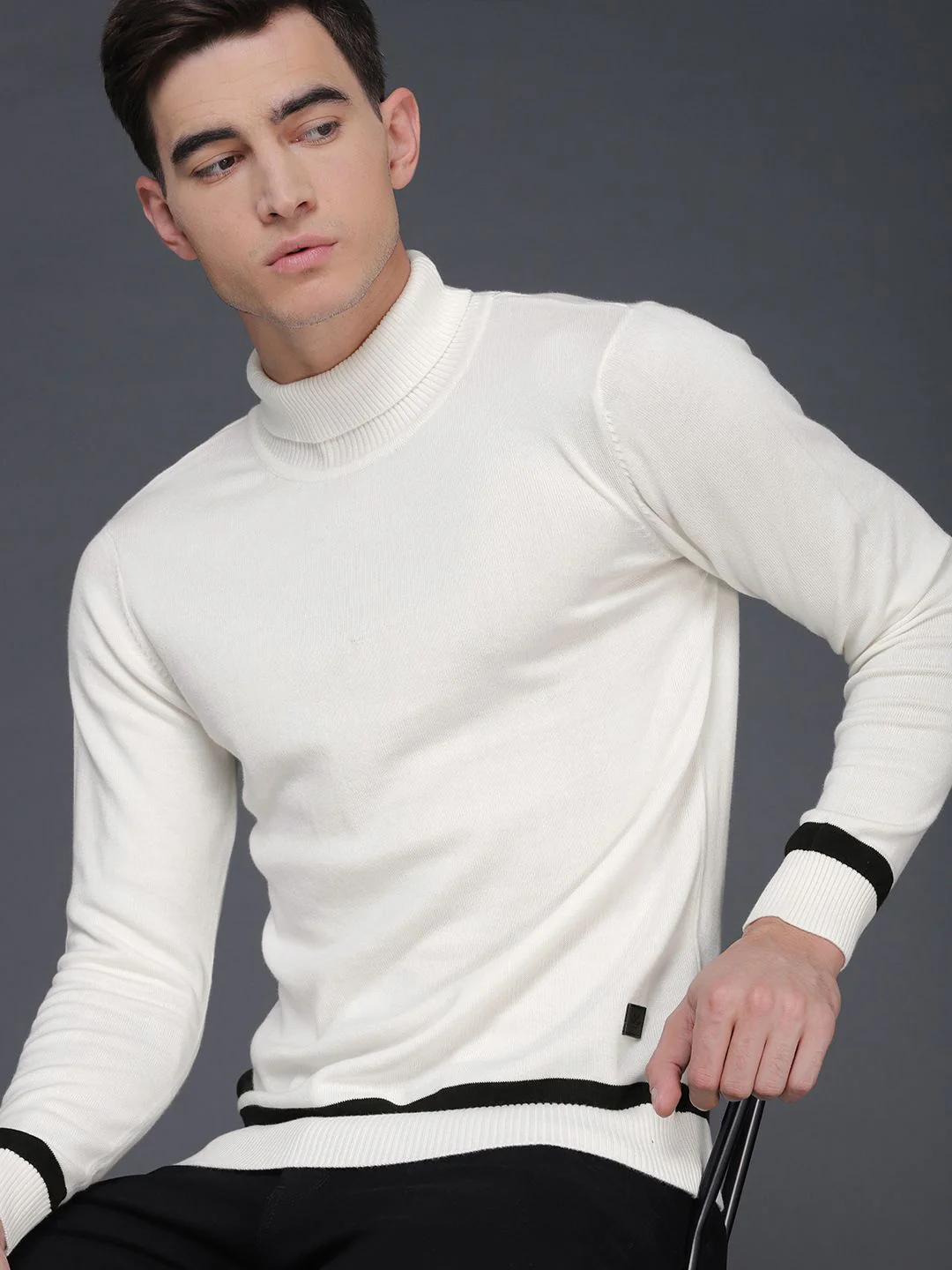 White Turtle Neck Sweater - Image 4