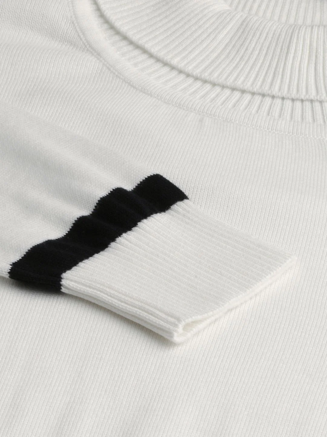 White Turtle Neck Sweater - Image 8