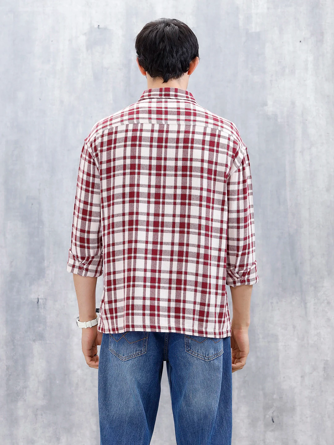 Wrogn Men's Oversized Double Pocket Checks Shirt | Red - Image 3